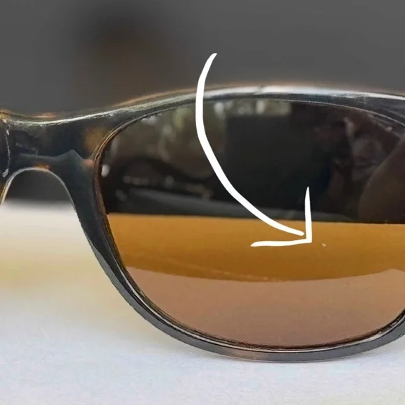 Ray-Ban Wayfarer Tortoise Shell Sunglasses - Picture 9 of 9